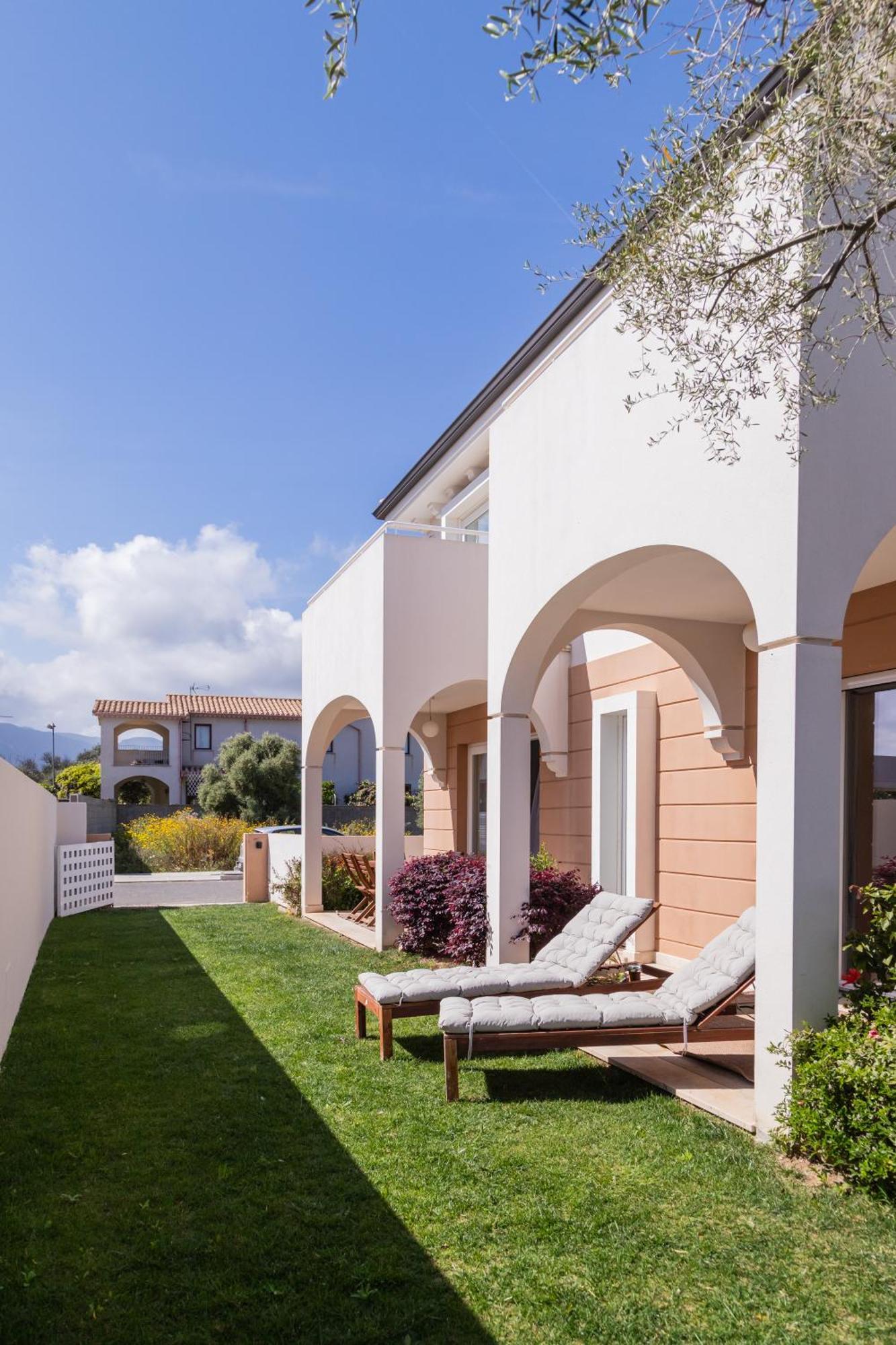 Residenza Del Barone Luxury House - Pula, Sardegna Apartment Exterior photo
